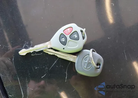 2005 Scion Tc from USA, damaged, VIN JTKDE177850027975